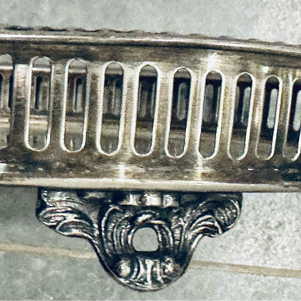 W&S Blackinton Footed Silverplate Serving / Vanity Tray Pierced Edges Handles - Picture 5 of 6